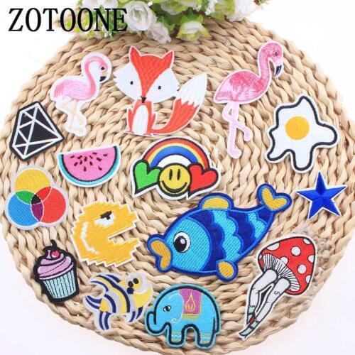 1PCS Rainbow Flamingo Patch Eye Hand Badges Cheap Embroidered Cartoon Iron On Patches Fox Anime Stripes Stickers Kids Jacket L3