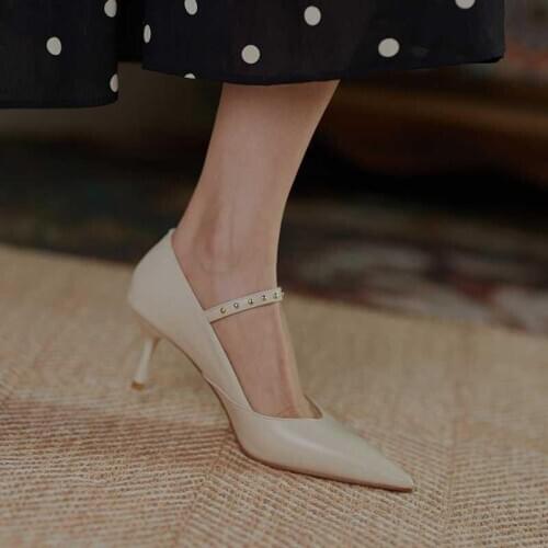High heels women 2021 new spring pointed toe fashion commuter stiletto rivet shallow mouth