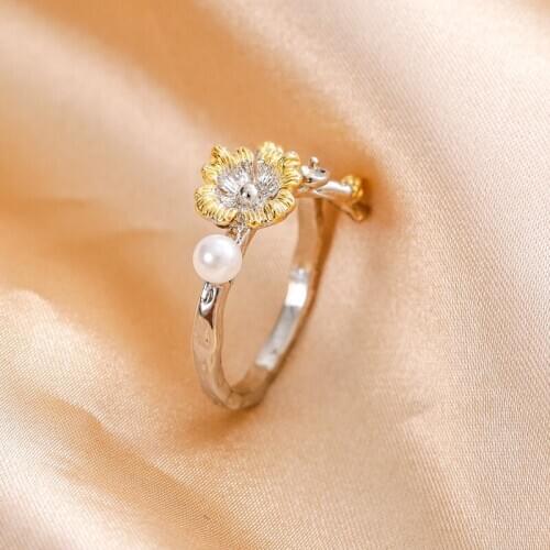 Fashion Daisy Flower Ring Two Tone Daisy Flowers Ring Trendy Silver Color Rings Women Party Jewelry Engagement Gift Accessories