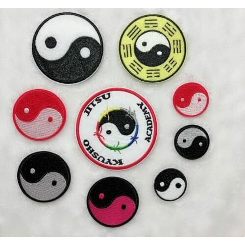 50pcs/lot Round Embroidery Patches Letters Taiji Chinese Kongfu Strange Things Clothing Accessories Heat Iron Transfer Badge