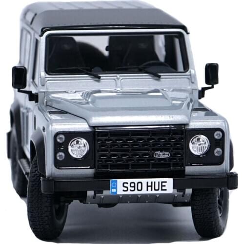 1/18 Guardian 90 Commemorative SUV Model Alloy Off-road Vehicle Diecast Metal Vehicle Boys Toys Collection Adult Kids Souvenirs