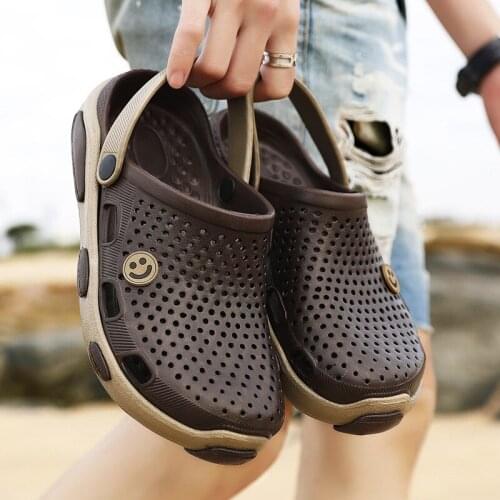 Unisex Fashion Beach Sandals Thick Sole Slipper Waterproof Garden Clog Anti-Slip Sandals Flip Flops for Women Men Slides Men