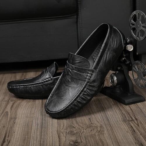 New Leather Man Loafers Classic Men Casual Shoes Brand Boat Shoes Lightweight Breathable Summer Flats Slipon Driving Mens Shoes