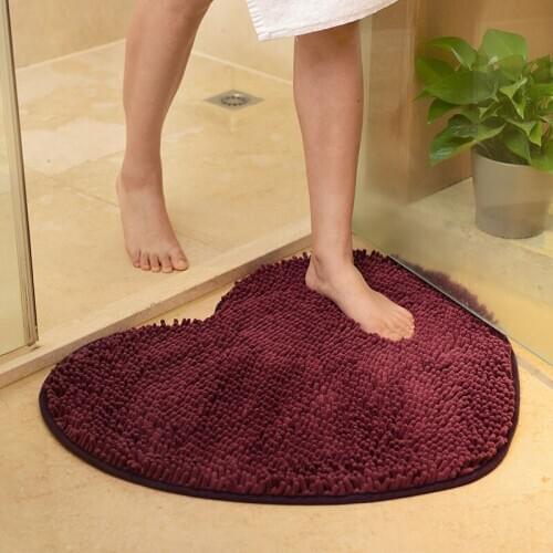 Non-slip Mat Door Mat Pure Color Heart-shaped Carpet Door Carpet Kitchen Rug Living Room Bedroom Pad Shower Pad Soft Foot Pad Q