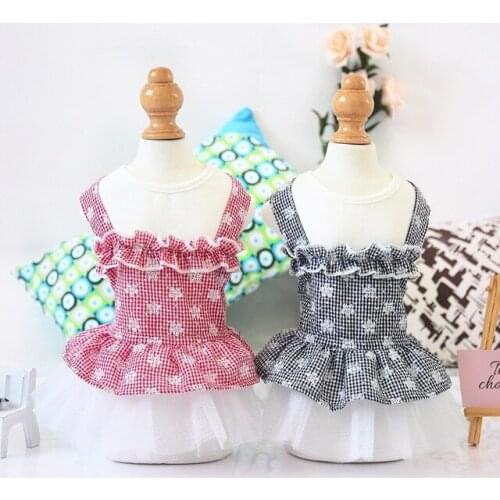 Spring and summer pet skirt puppies small dogs Teddy Shih Tzu Yorkshire puppy dog plaid princess skirt cat pettiskirt