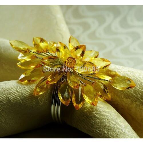 Crystal flower decoration napkin ring,acrylic napkin holder for wedding