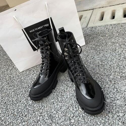 New black white street fashion platform Martin boots womens short boots dating and shopping all-match