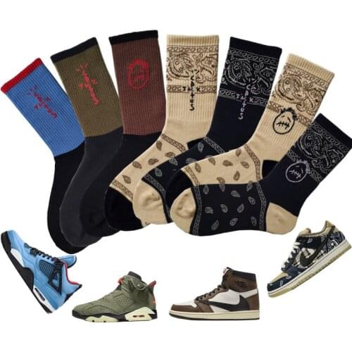 Hosiery Grimace Letter Match Colors Mid-Tube Socks Tide Stockings Men And Women Street Trend Wild Sports Socks Basketball Socks