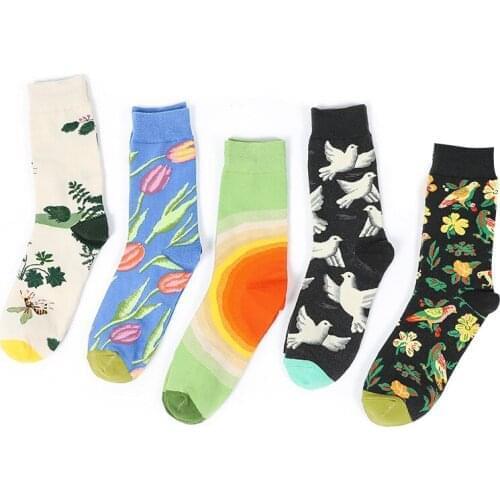 Q 1Pair Women SocksItem Cotton Unisex Breathable Sports Socks Flowers Birds Sunset Casual European Style Long Tube Sock