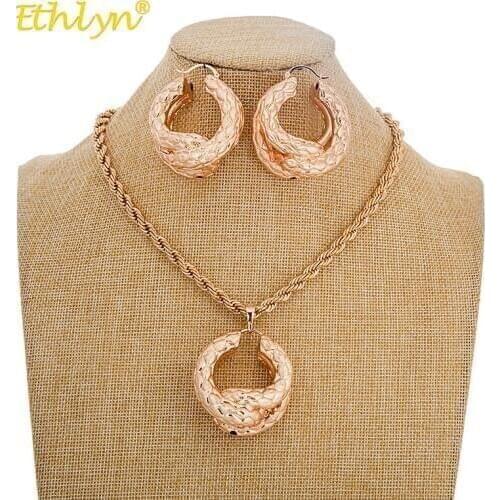 Ethlyn Female Luxury Sets of Jewelry Alligator Hollow Round Pendant Earrings Necklace Nigerian/African Jewelry Set Wedding Gifts