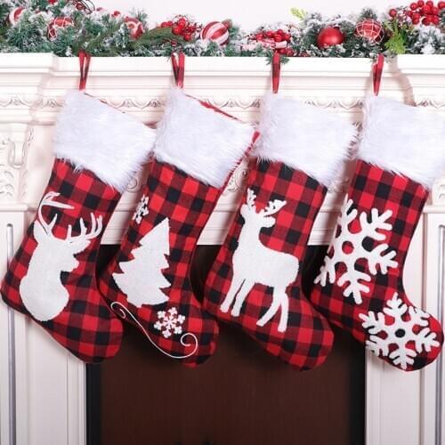 Fabric red and black check Christmas stockings Plush Christmas stockings gift bags Christmas pendants Christmas decorations