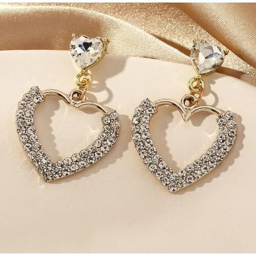 HI MAN French Sparkling Micro-Inlaid Crystal Heart Stud Earrings Women Temperament All-Match Birthday Gift Jewelry