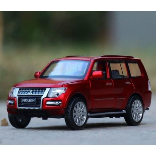 1:32 Alloy Diecast Metal SUV Car Model For MITSUBISHI PAJERO Collectible Model Collection Pull Back Toys Car With Sound&Light