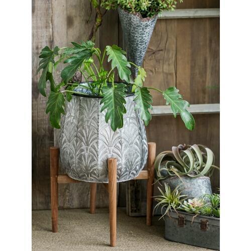 Garda Wooden Frame Wrought Iron Flower Pot Decor Home Living Room Office Balcony Retro Pattern Floor Flower Stand Flower Pot