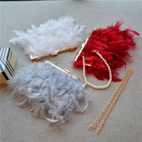 Fashion Ostrich Feather Fur Clutch Bag Luxury Sling Shoulder Bag with Pearls Handles Faux Fur Crossbody Bag