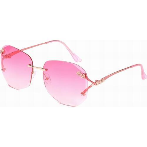 New Style Cut Edge Polarized Good Quality Large Size Sunglasses Sun Glasses for Ladies PC Lens Metal Bracket No. 702