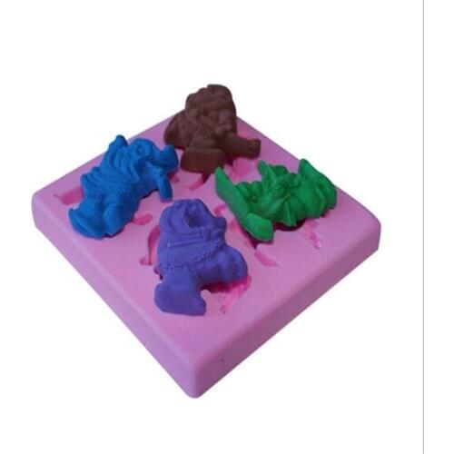 Santa Sleigh/Run/Skiing Fonfant Cake Silicone Moldc Chocolate Biscuits Ice Cube Molds Confeitaria Kitchen Cake Decorating Tools