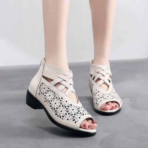 2021 Summer Genuine Leather Sandals Ladies Hollow Out Gladiator Shoes for Women Casual Retro Peep Toe Mid Heels Sandalias Mujer