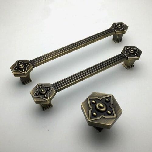 128mm 160mm American retro style creativity antique brass kitchen cabinet wardrobe door handle vintage carved drawer knob pull
