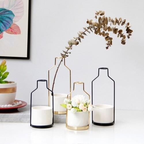 Simple and Modern Home Decoration Wrought Iron Ceramic Vase Nordic Style Desktop Flower Vase Hydroponic Vase