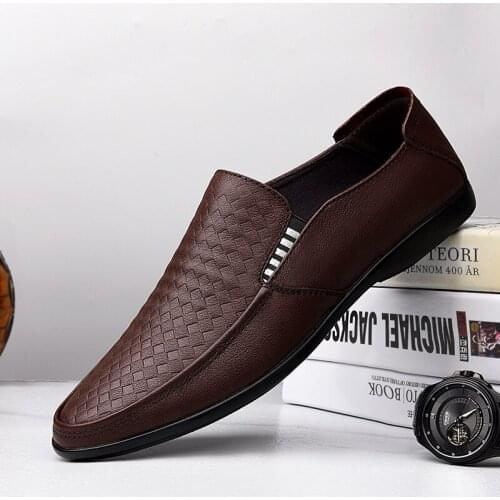 Men Loafers Genuine Leather Shoes Comfortable Casual Shoes Flats Hot Sale Male Driving Shoes Soft Fashion Sneakers
