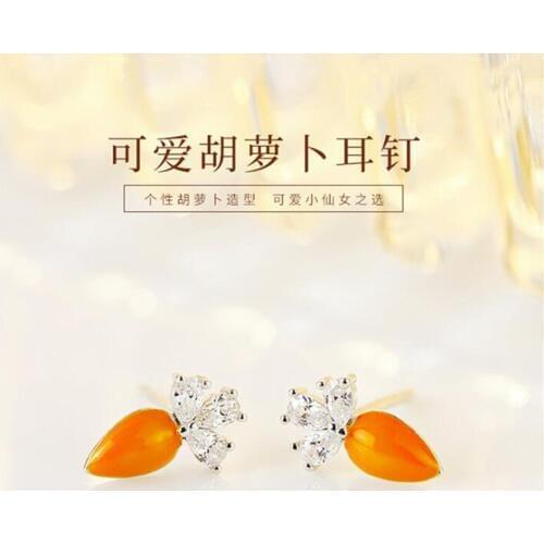 New Creative Temperament Small Fresh Carrot 925 Sterling Silver Jewelry Personality Sweet And Lovely Crystal Stud Earrings SE943