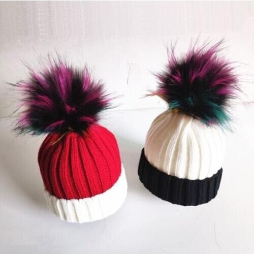 KUE045 New Kids Patchwork Striped Detachable Fluffy Fur Pom pom Knitted Hats Childrens Boy Girls Hats Beanies Skullies