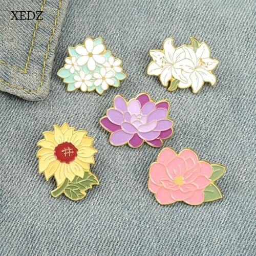 XEDZ 2021 New Cartoon Flowers Gardenia Sunflower Succulents Enamel Pendant Water Lily Five-petal Flower Badge Jewelry Gift