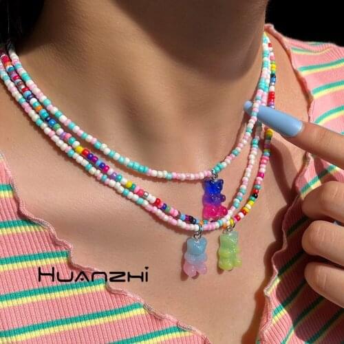 HUANZHI 2021 New Vintage Gradient Colorful Resin Bear Pendant Beads Necklace for Women Bohemia Gift Choker Neck Girls Jewelry