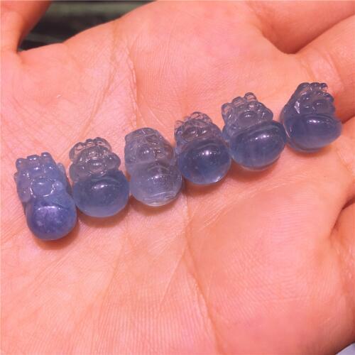 1pcs Blue Natural aquamarine small pixiu mini DIY Pendant Rings Surface Shape Hand catenary Fashion Lady Crystal