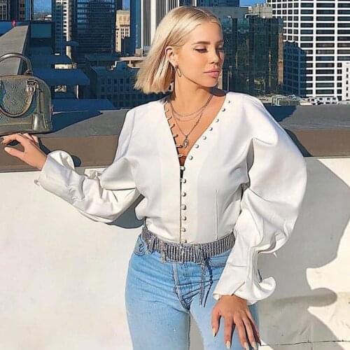 Trendy Court Style Button Embellished Puff Sleeve Ruched Solid Long Sleeve Ruffle V Neck White New Coming Crop Top