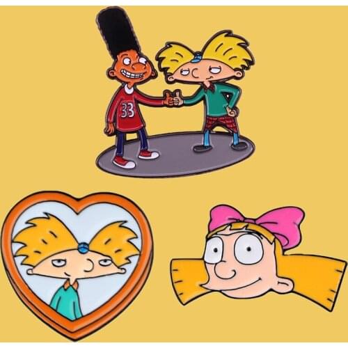 SP312 Cartoon Anime Funny Pins Enamel Brooches for Women Men Lapel pin Metal Badge Collar Jewelry Good Friend gift 1pcs