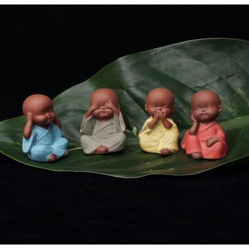 Small Buddha Statue Monk Figurine Tathagata India Yoga Mandala Tea Pet Purple Crafts Decorative Ceramic Ornaments Monk