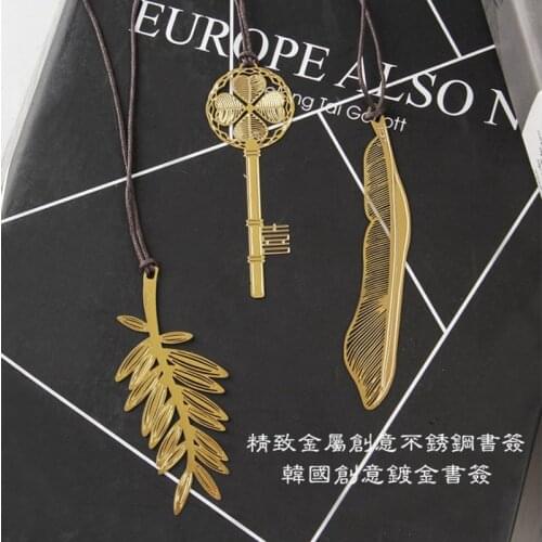 2pcs/lot Snowflake design gold palted Bookmark metal book mark office school supplies stationery gift G175