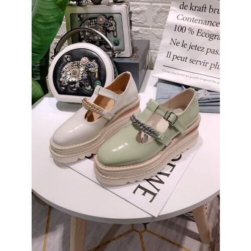 2021 spring and autumn new womens patent leather metal chain single shoes increased thick bottom small leather shoes