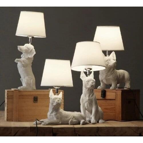 Designer Desk Lamp Nordic Danish Retro Bedroom Bedside Table Lamp Creative Study Decoracao Para Casa Lights Kids Room Dog Lamp