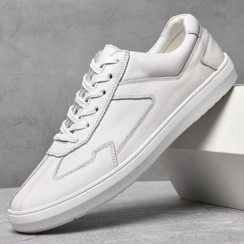 Men Casual Shoes New Mens lace up white shoes mens fashion Wild flat shoes outdoor wear-resistant Non-slip Board shoes