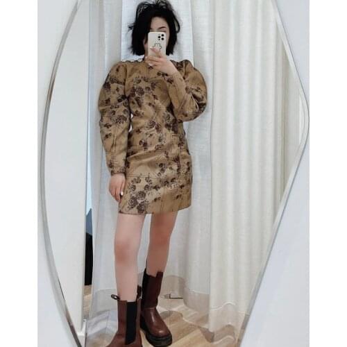 Women Dress 2021 New Style of Early Autumn Jacquard Dress with Crystal Buttons and Print with Waist Tucked Bubble Long Sleeves