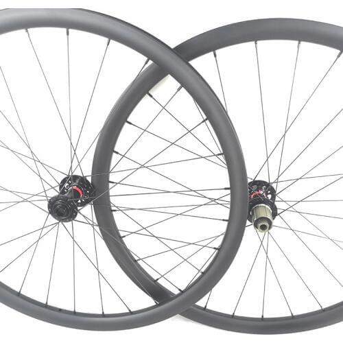 MTB XC bike carbon wheels 29er 30mm clincher tubeless wheelset triple butted spokes Novatec D791SB D792SB 11s 12s XD free hub