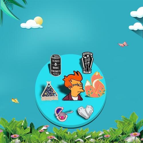 Brooch heart shape for doctor nurse philips love forever skeleton icon red fox acrylic cartoon cross stitch coat couple badge