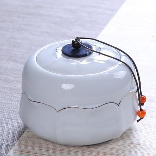 New Celadon Tea Caddy Tea Accessories Ceramic Tea Pot Sealed Pot Dried Fruit Storage Cans Tea Box Kitchen Storage Jars 14x12cm