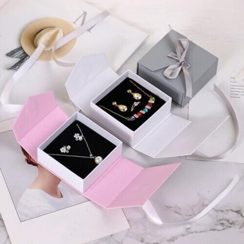 Portable Ribbon Necklace Earrings Ring Box 8 x 8.3 x 3.5cm Jewelry Box Paper Jewelry Gift Box Jewellery Organize 1pcs/Lot
