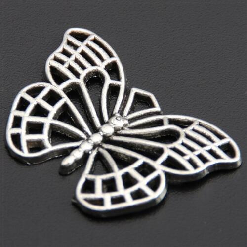 20pcs Zinc Alloy Butterfly Charm Tibetan Silver Color Pendant Jewelry Products Charms Diy Pendants For Necklace Bracelets A2600