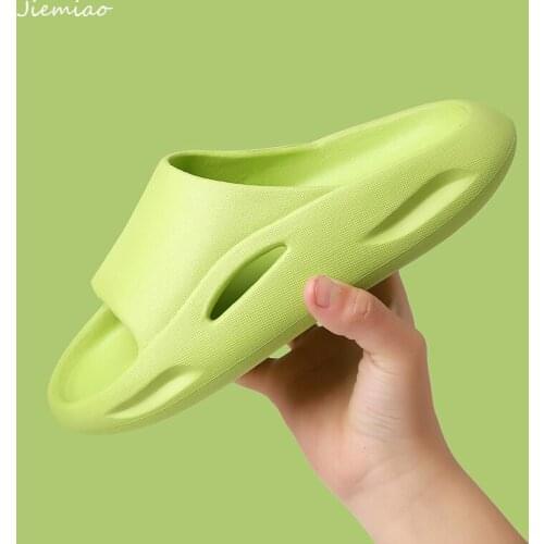 JIEMIAO Childrens Slippers Four Season Cute Beach Shoes for Boys Girls Comfortable Antiskid EVA Home Kids Shoes Soft Baby Shoe