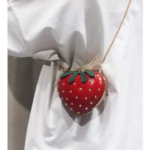 Cute Fruit Strawberry Heart Shape Pu Rivet Mini Fashion Ladies Chain Purse Clutch Bag Shoulder Bag Tote Female Flap Handbag Q5