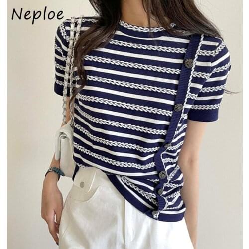 Neploe Chic Pattern Short Sleeve Woman Tshirts Korean Summer Vintage Design T Shirt Round Neck Knitted Top Bevel Buttons Tees