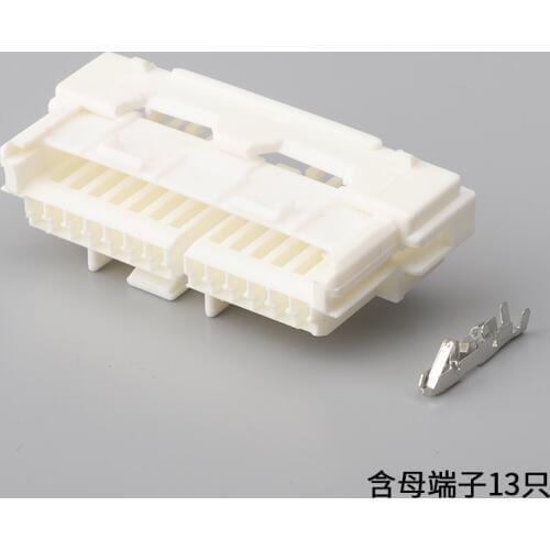 1pcs Car Plug-in Wire Bind Plug connector 13-hole sheath connector