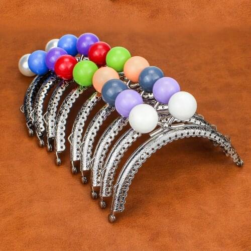 10Pcs 10.5CM Candy Bead Purse Frame With Hang Ring Semicircle Embossing Lace Silver Metal Frame Kiss Bag Lock Purse Accessori