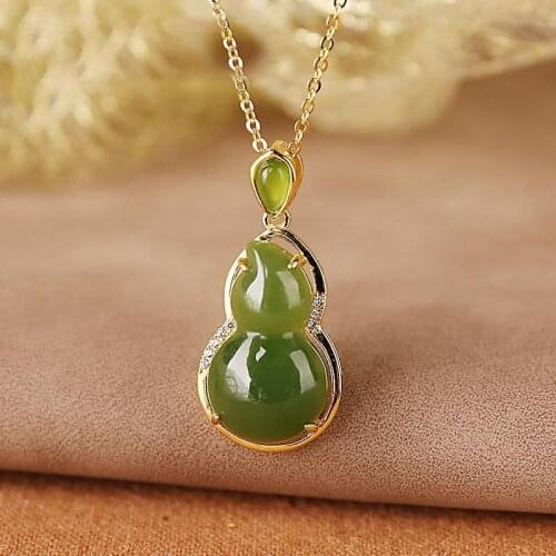 Natural Jade Hotian Jade Pendant Jade Pendant Womens Gold Inlaid with Jade Jasper Gourd Jade Pendant Jade Pendant Hanging Orna