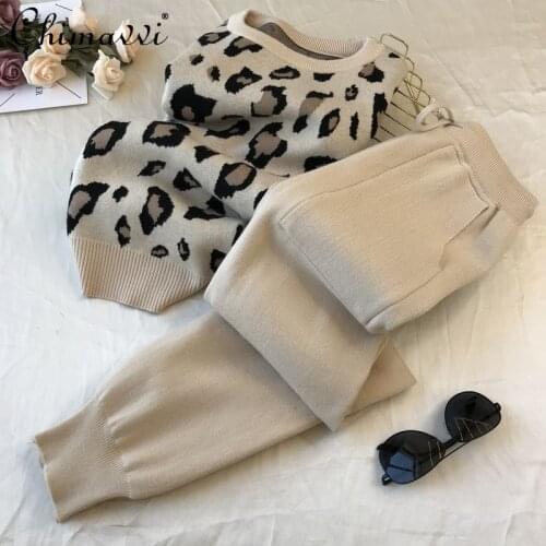 2021 Autumn and Winter New Loose Leopard Print Pullover Long-sleeved Sweater Top Solid Color Foot Pants Two-piece Casual Suit